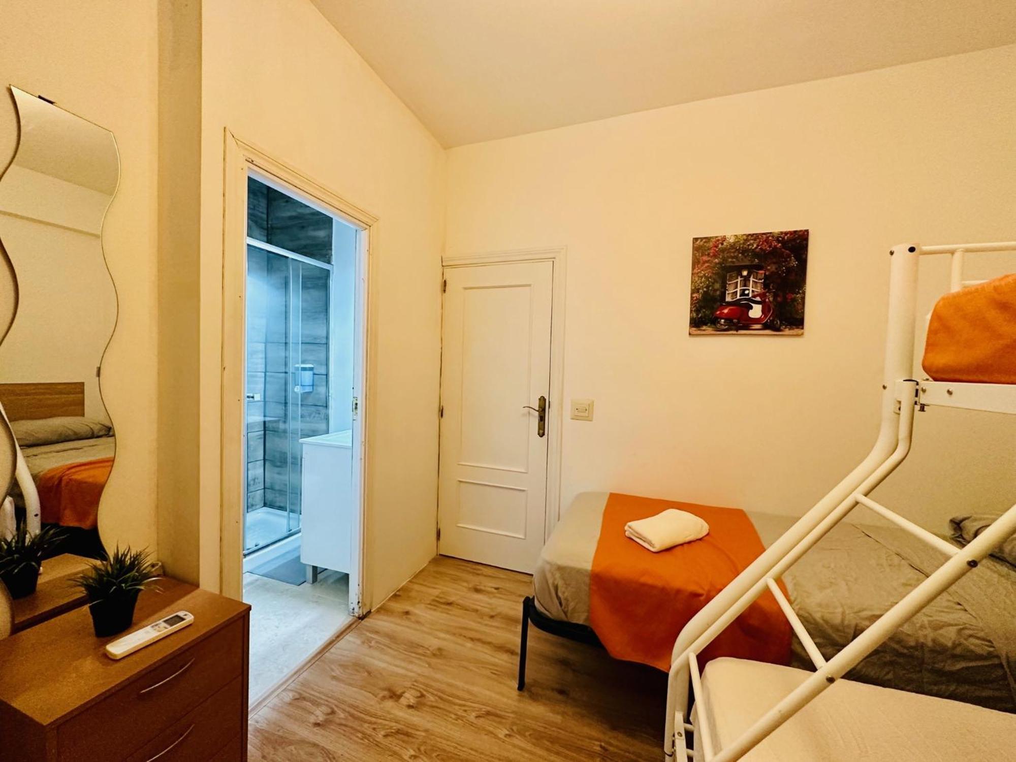 Punta Me Rooms In Madrid Downtown ภายนอก รูปภาพ