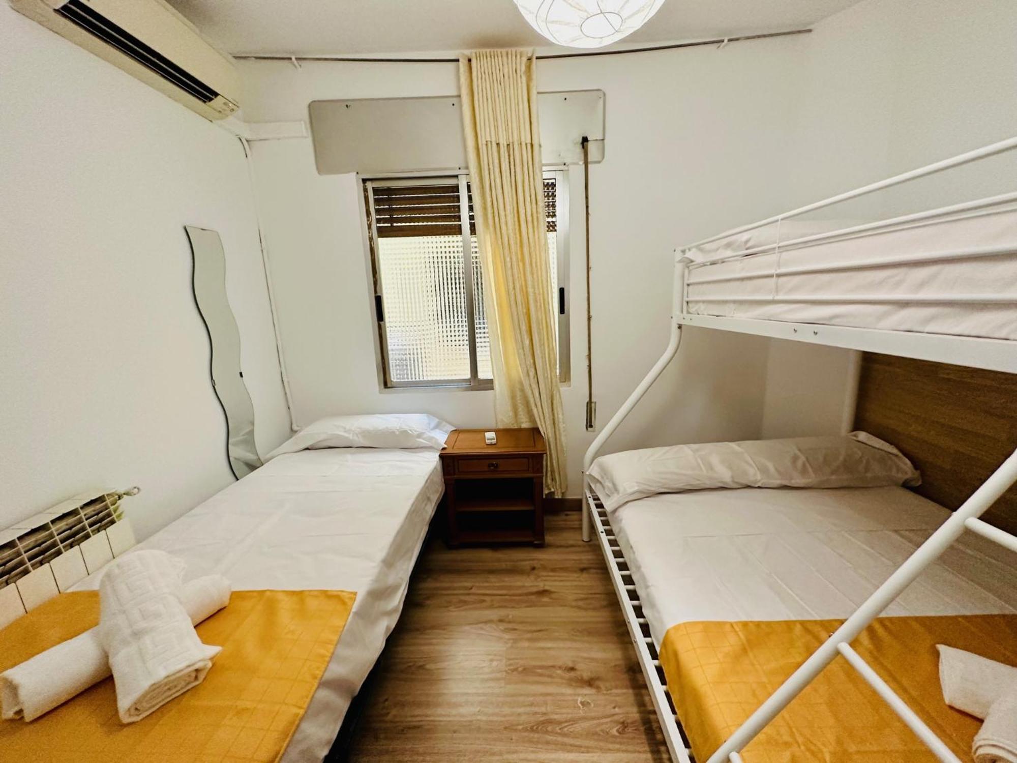 Punta Me Rooms In Madrid Downtown ภายนอก รูปภาพ